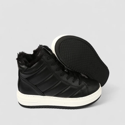Tênis Casual Feminino Via Marte Acolchoado Peluciado Preto