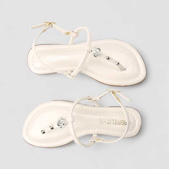 Sandália Rasteira Infantil Gabrielinha Tachas Off White
