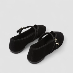 Sapatilha Boneca Feminina Gabriela Camurça Fivela Preto