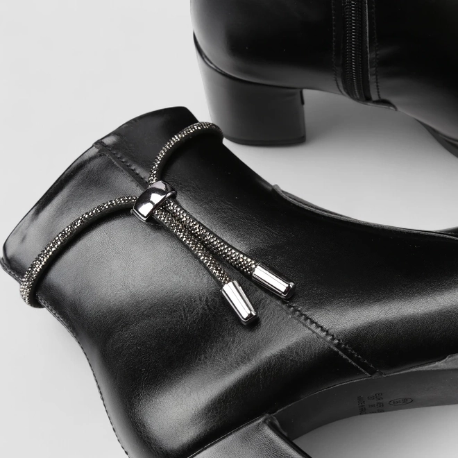 Ankle Boot Feminina Penélope Salto Bloco Strass Preto