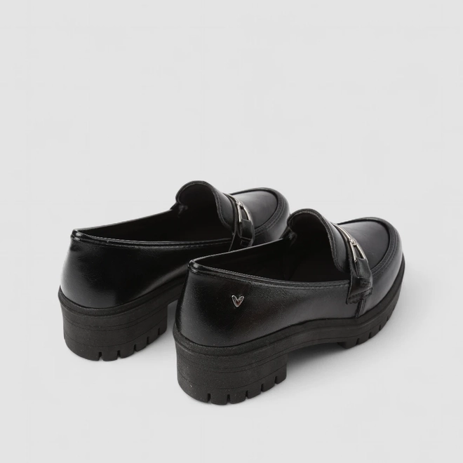 Mocassim Feminino Mississipi Tratorado Enfeite Metálico Preto