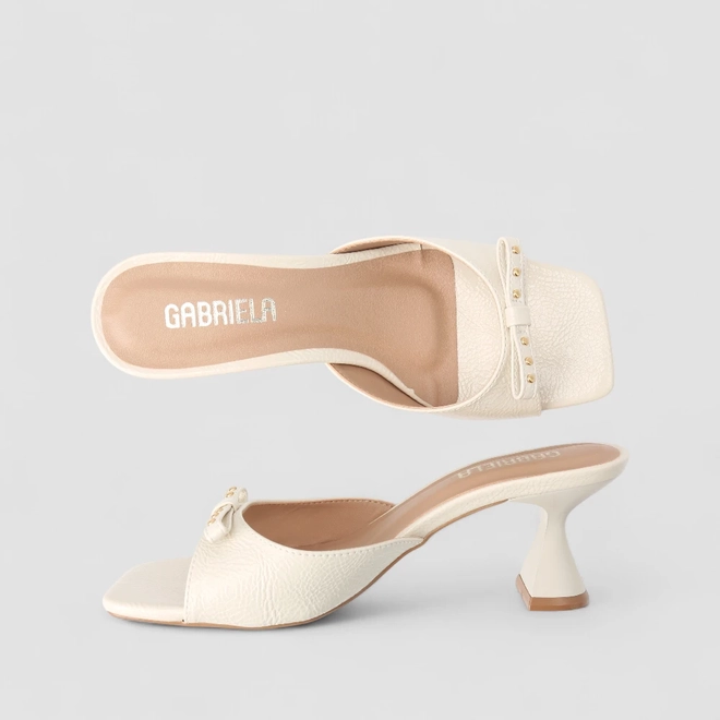 Tamanco Feminino Gabriela Salto Médio Taça Detalhe Laço Off White