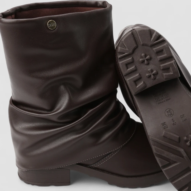 Bota Slouchy Feminina Quiz Drapeada Detalhe Capa Marrom