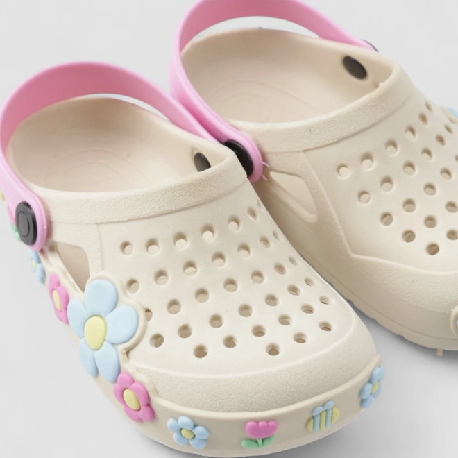 Babuche Infantil Gabrielinha Florido Bege