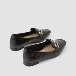 Mocassim Feminino Sua Cia Enfeite Metalizado Trama Preto