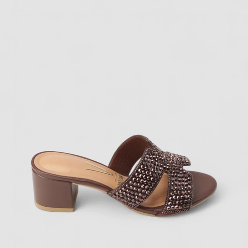 Tamanco Feminino Vizzano Recorte Vazado Strass Marrom
