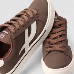 Tênis Casual Feminino Via Marte Nobuck Faixa Estilizada Marrom