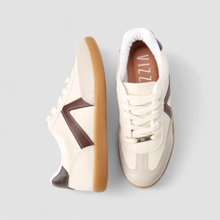 Tênis Casual Feminino Vizzano Camurça Recorte Lateral Off White