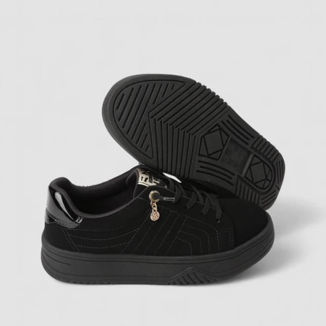 Tênis Casual Feminino Ramarim Nobuck Detalhe Verniz & Pingente Preto