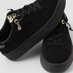 Tênis Casual Feminino Ramarim Nobuck Detalhe Verniz & Pingente Preto