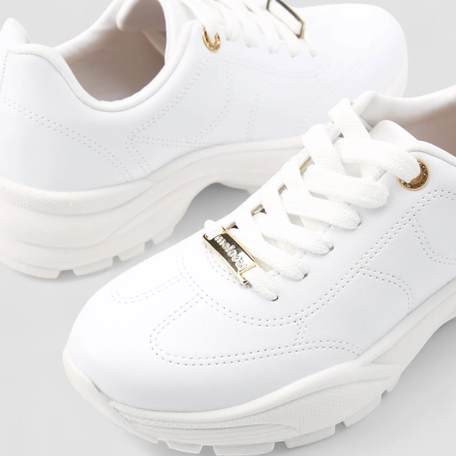 Tênis Chunky Feminino Moleca Com Detalhe Dourado Branco