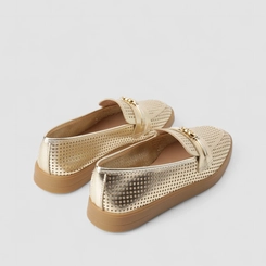 Mocassim Feminino Gabriela Em Couro Metalizado Ouro