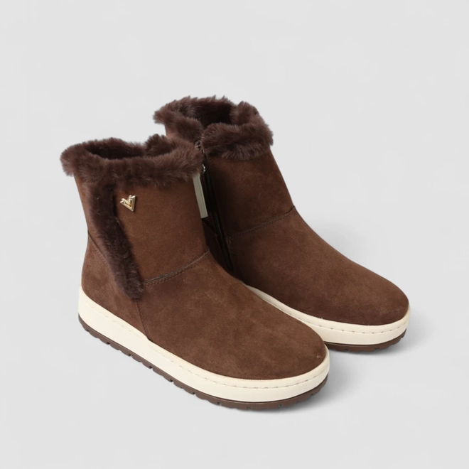 Bota Feminina Via Marte Camurça Com Pelúcia Marrom