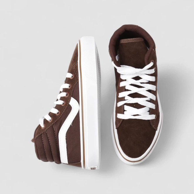 Tênis Casual Feminino Star Feet Cano Alto Recorte Camurça Marrom