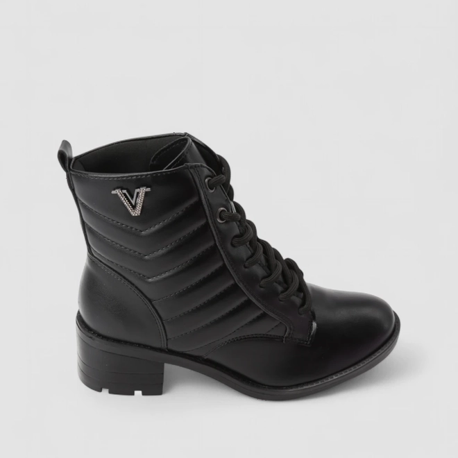 Coturno Feminino Via Marte Detalhe Matelassê Preto