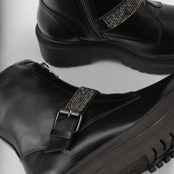Coturno Feminino Via Marte Fivela Strass Preto