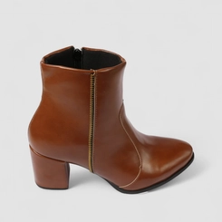 Ankle Boot Feminina Penélope Salto Bloco Detalhe Zíper Caramelo