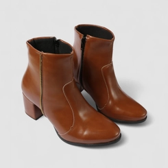 Ankle Boot Feminina Penélope Salto Bloco Detalhe Zíper Caramelo
