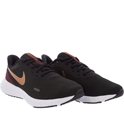Tenis nike feminino hotsell preto com laranja