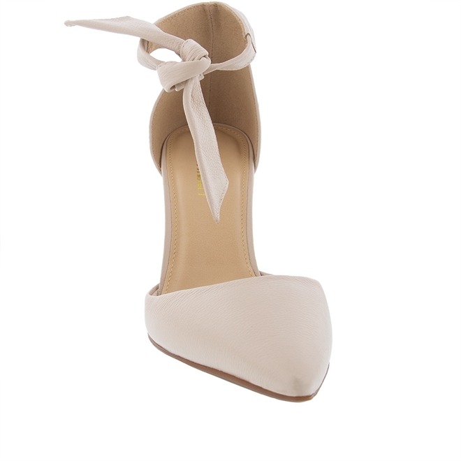 scarpin bege couro